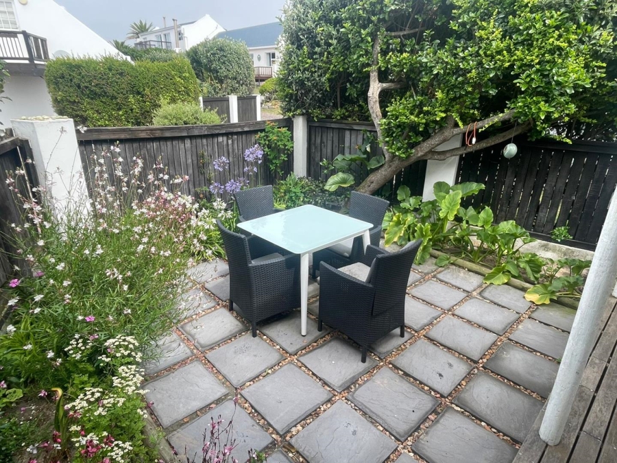 4 Bedroom Property for Sale in Cape St Francis Eastern Cape